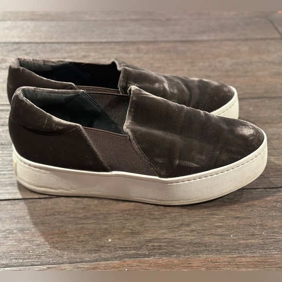 Vince slip on velour loafer Shoes Sneakers, Sz‎ 7.5 - Picture 4 of 7